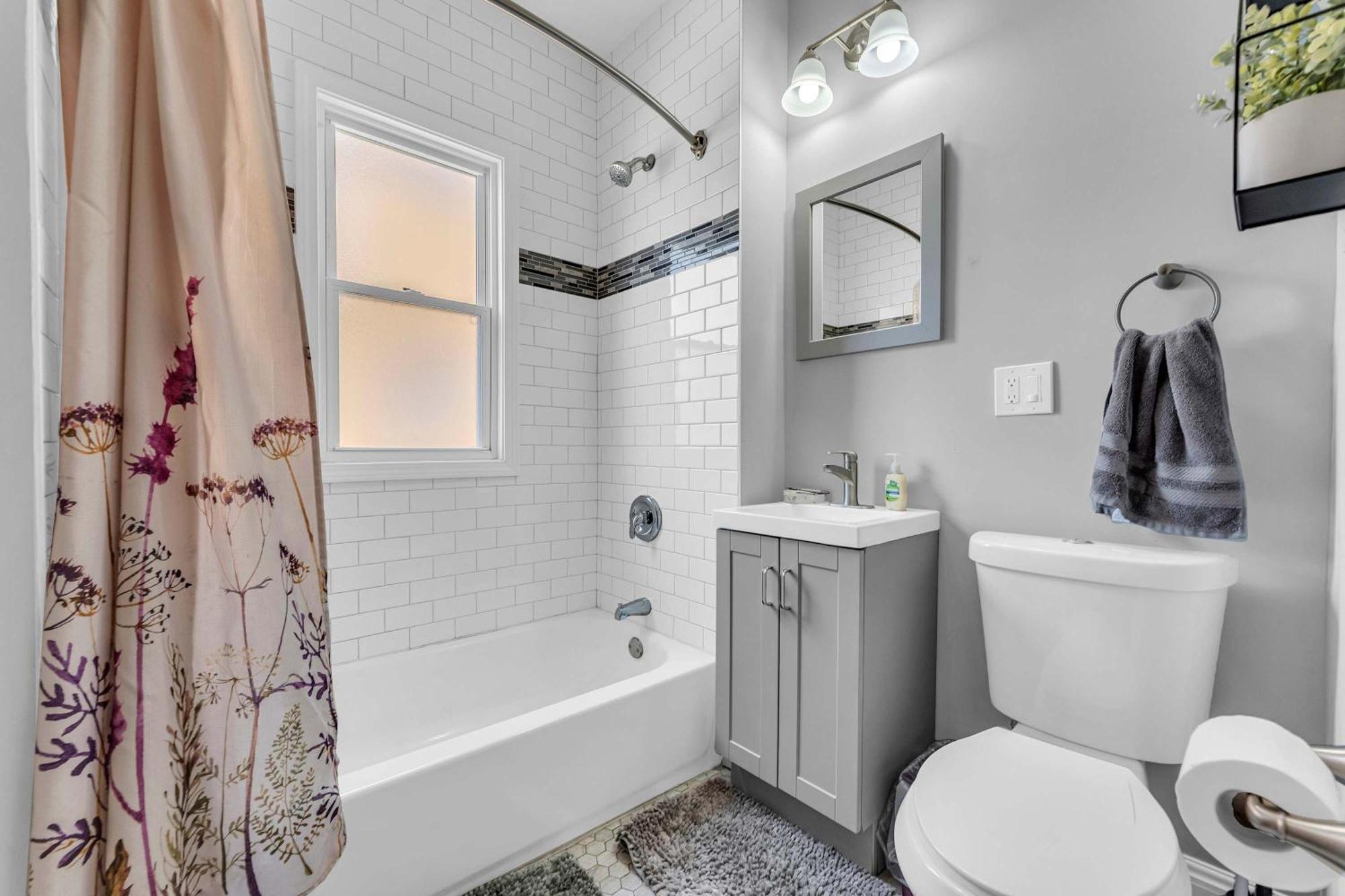Beautifully Remodeled Duplex Apt In West Blvd Cleveland Zewnętrze zdjęcie