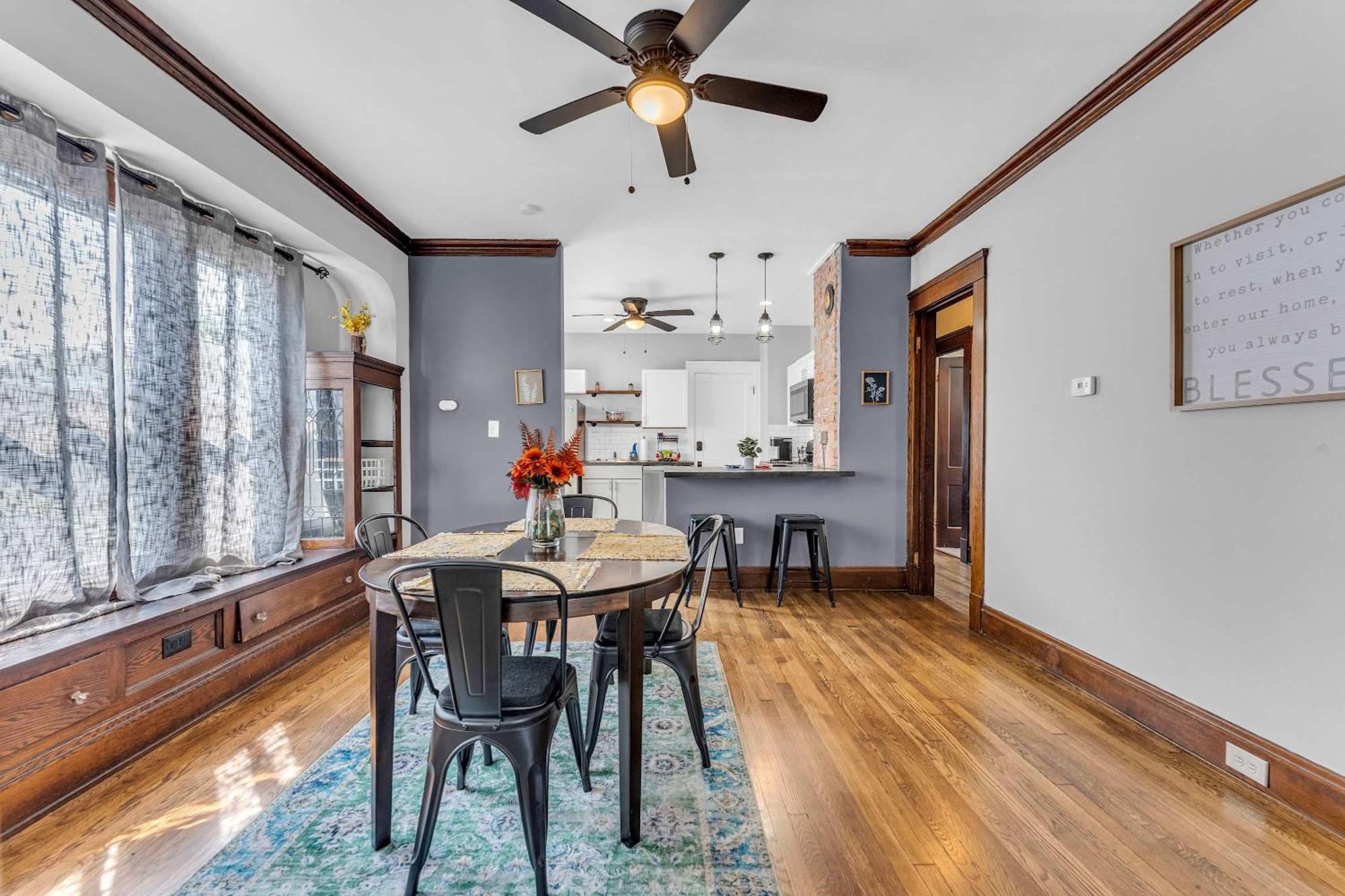 Beautifully Remodeled Duplex Apt In West Blvd Cleveland Zewnętrze zdjęcie